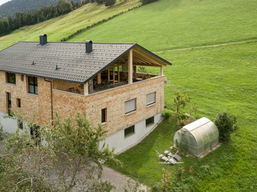 Mehrfamilienhaus